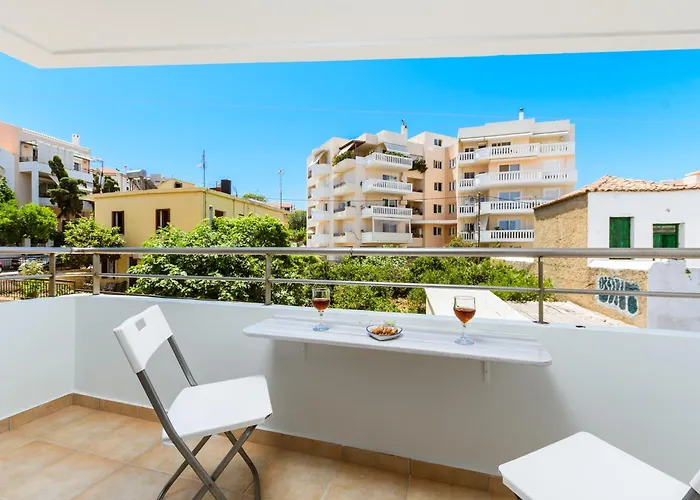 Ferenikis Apartment